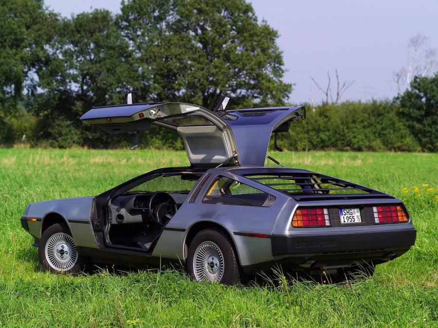  DeLorean DMC-12 1981 года  (фото 30 из 48)